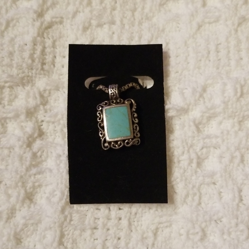 .925 silver turquoise necklace.